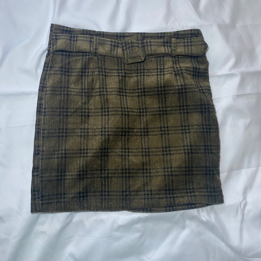 Plaid Corduroy Mini Skirt‎ With Belted Waist & Back Zipper By Chocolate USA